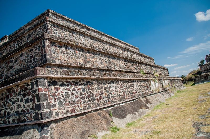 Pyramids teotihuacan