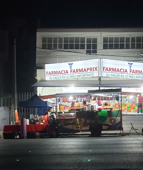 food truck in front of pharmacy in Guadalajara